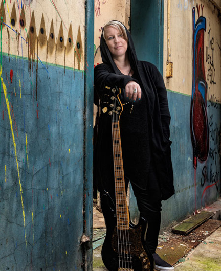 Image of Lorna Thomas